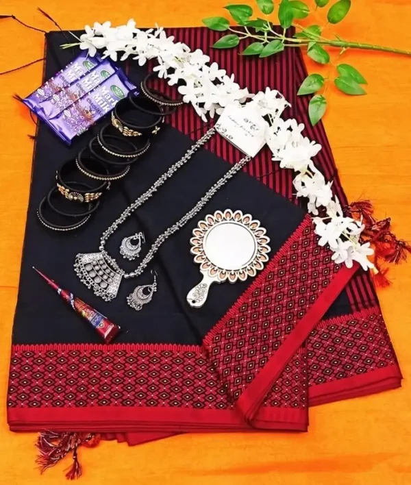Black saree gift packag. টাঙ্গাইলের শাড়ি - Image 2